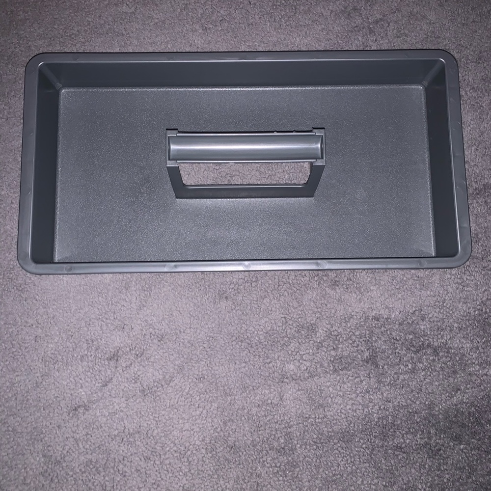 Great Removable Stowaway Utility Box - Picture 5 of 7